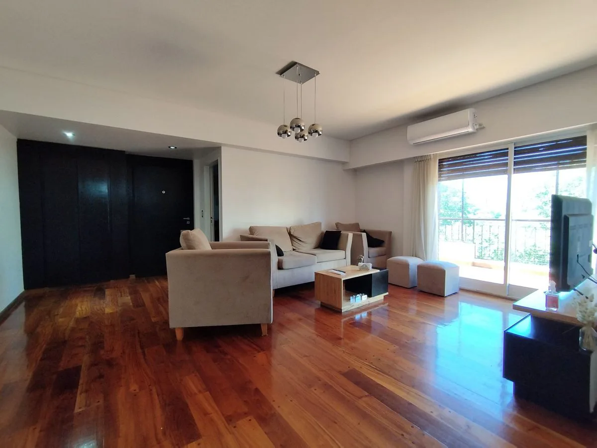 VENTA SEMIPISO 4 AMB + DEP + ESCR. + 2 COCHERAS. foto 3