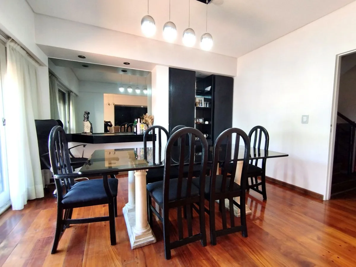 VENTA SEMIPISO 4 AMB + DEP + ESCR. + 2 COCHERAS. foto 5