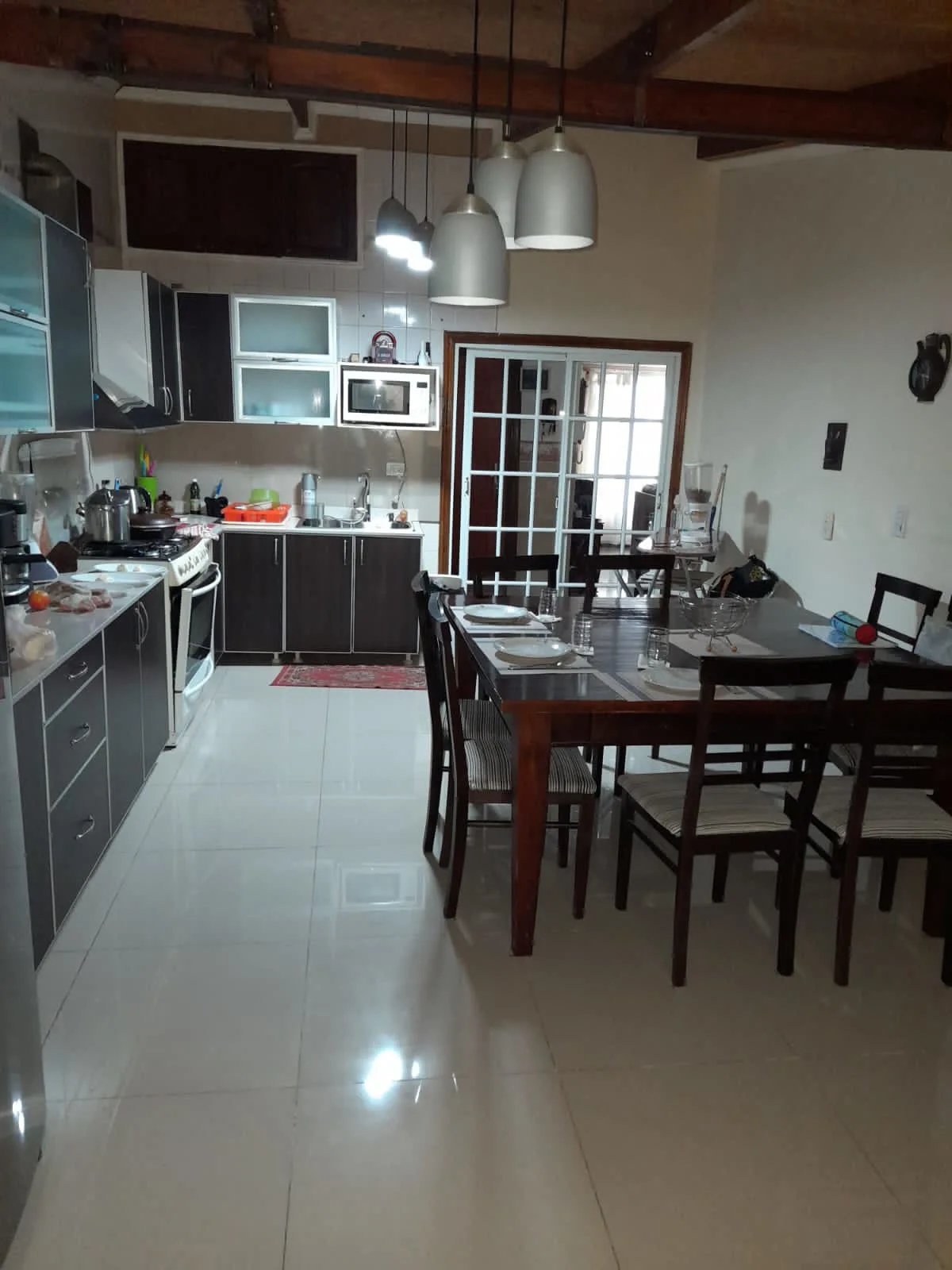VENTA – CASA 4 DORMITORIOS – BARRIO C.A.P foto 4