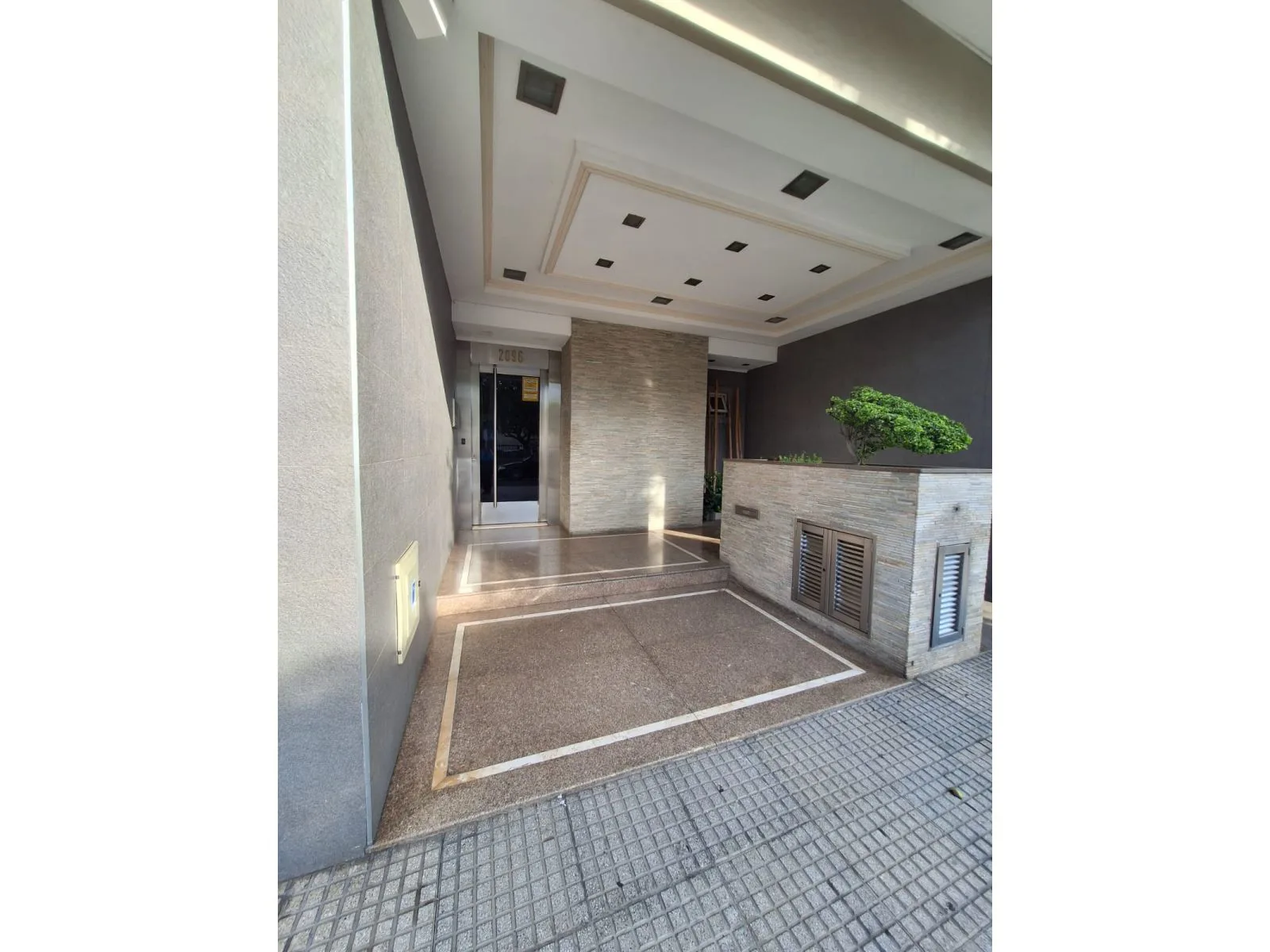 VENTA DEPARTAMENTO 2 AMB.C/BALCON VILLA LUZURIAGA foto 2