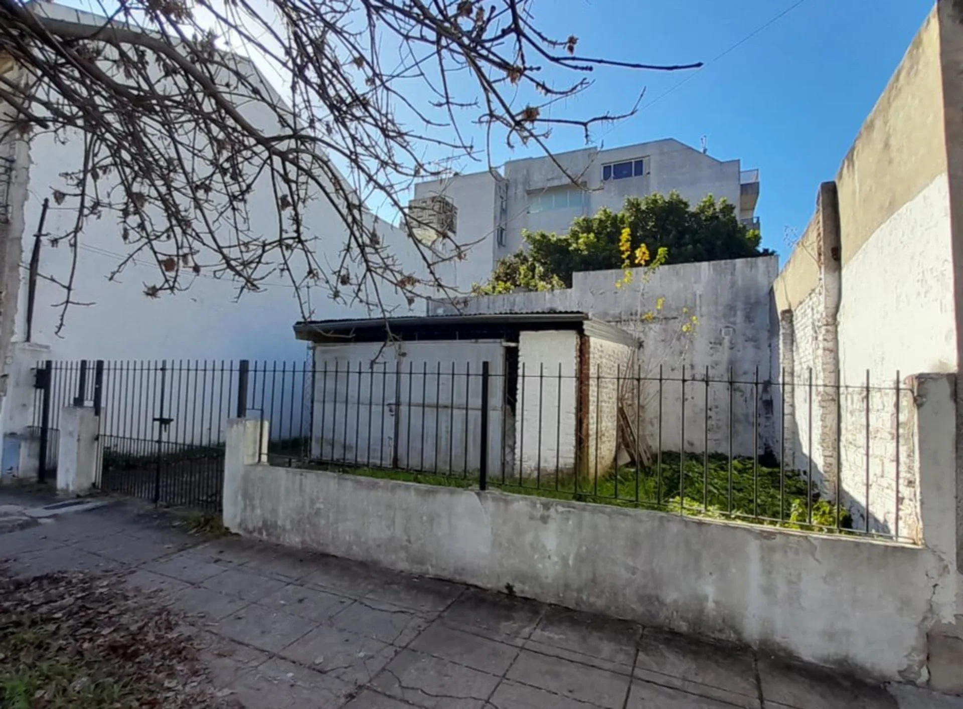 CASA EN VENTA A DEMOLER Ó REFACCIONAR ESCOBAR CTRO foto 3