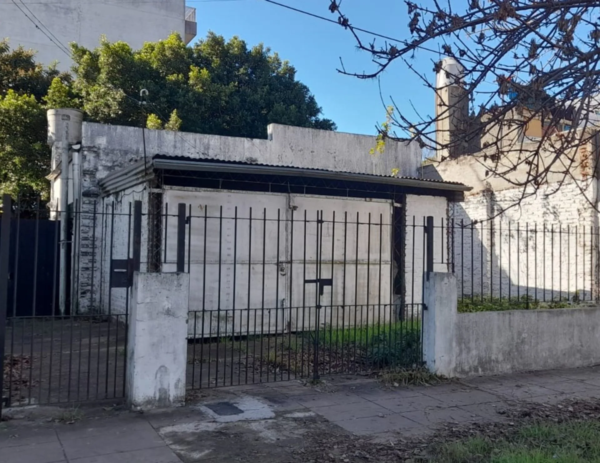 CASA EN VENTA A DEMOLER Ó REFACCIONAR ESCOBAR CTRO foto 5