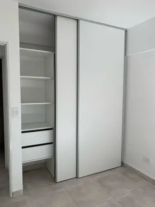 IMPECABLE DEPARTAMENTO 2 AMB C/COCHERA MORON foto 4