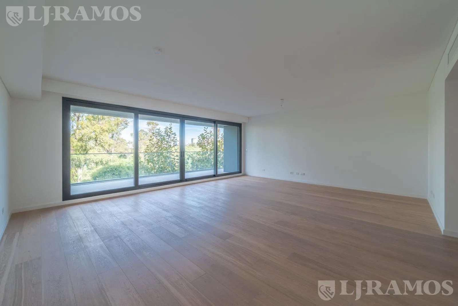 De Pampa. La Pampa y F. Alcorta. Piso vista. Amenities.  venta y/o Alquiler foto 2
