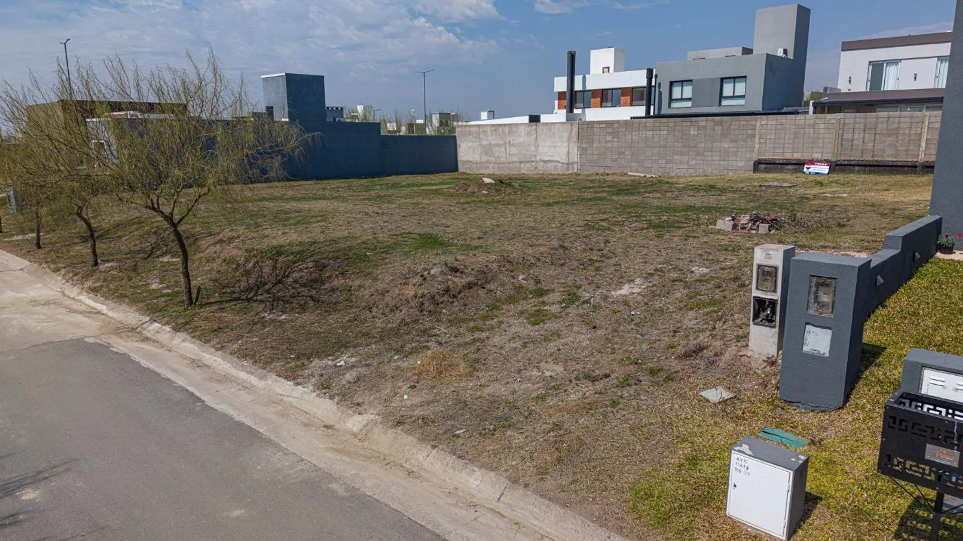 Lote residencial en Docta Boulevard CON ESCRITURA foto 2