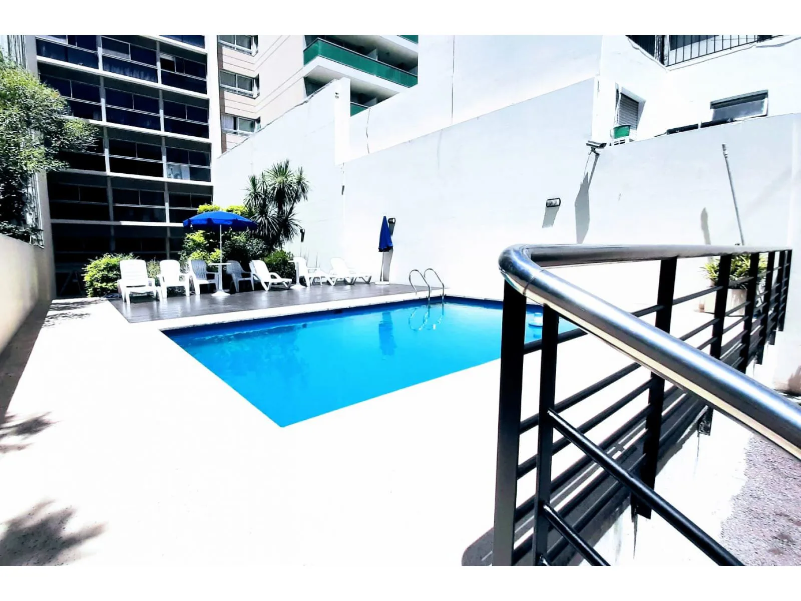 Studio on Av. Callao 930, Recoleta, in a Building with Pool and Gym – photo 12 of 14