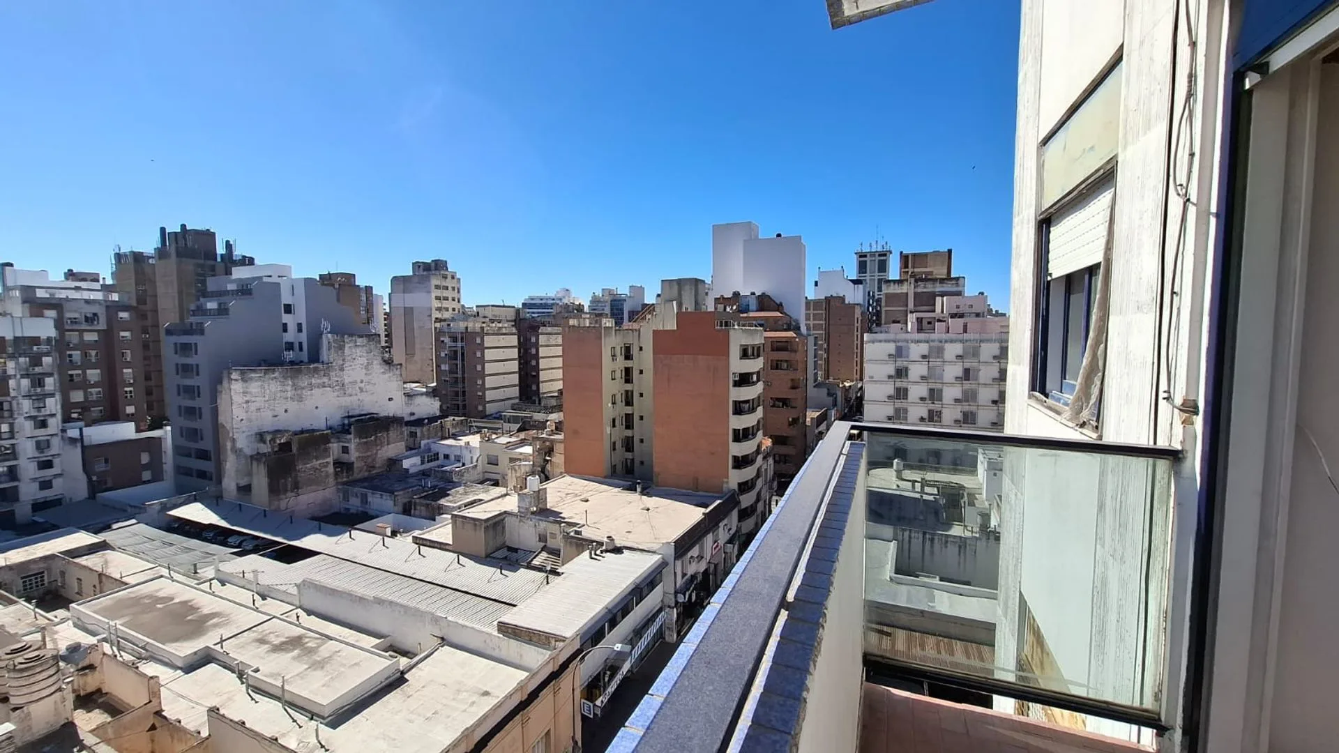 Alquiler depto 2 dorm 2 balcon cochera alberdi foto 5
