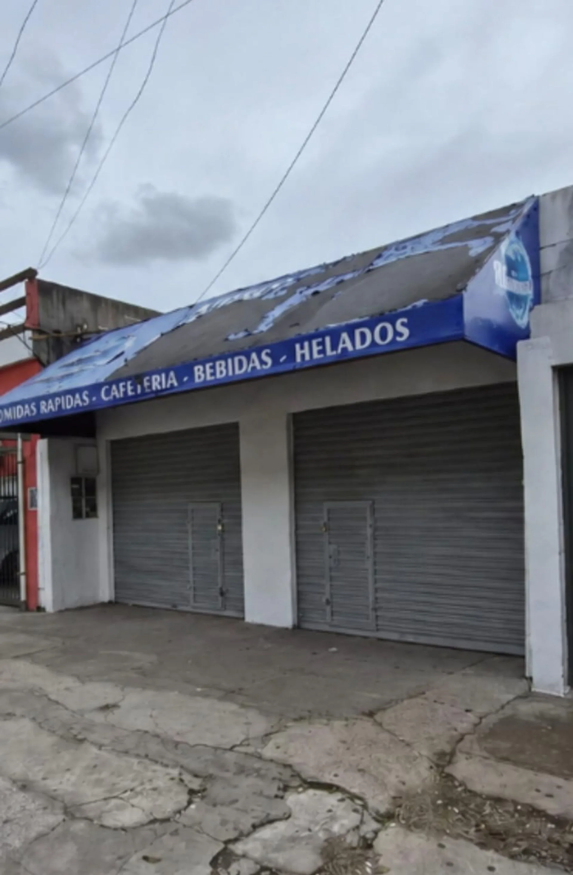 Alquiler Local Ituzaingo frente Hospital Bicentena foto 2
