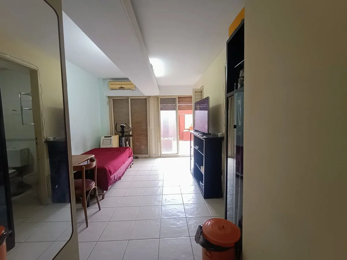 VENTA DEPARTAMENTO MONOAMBIENTE GRAN PATIO LINIERS foto 4