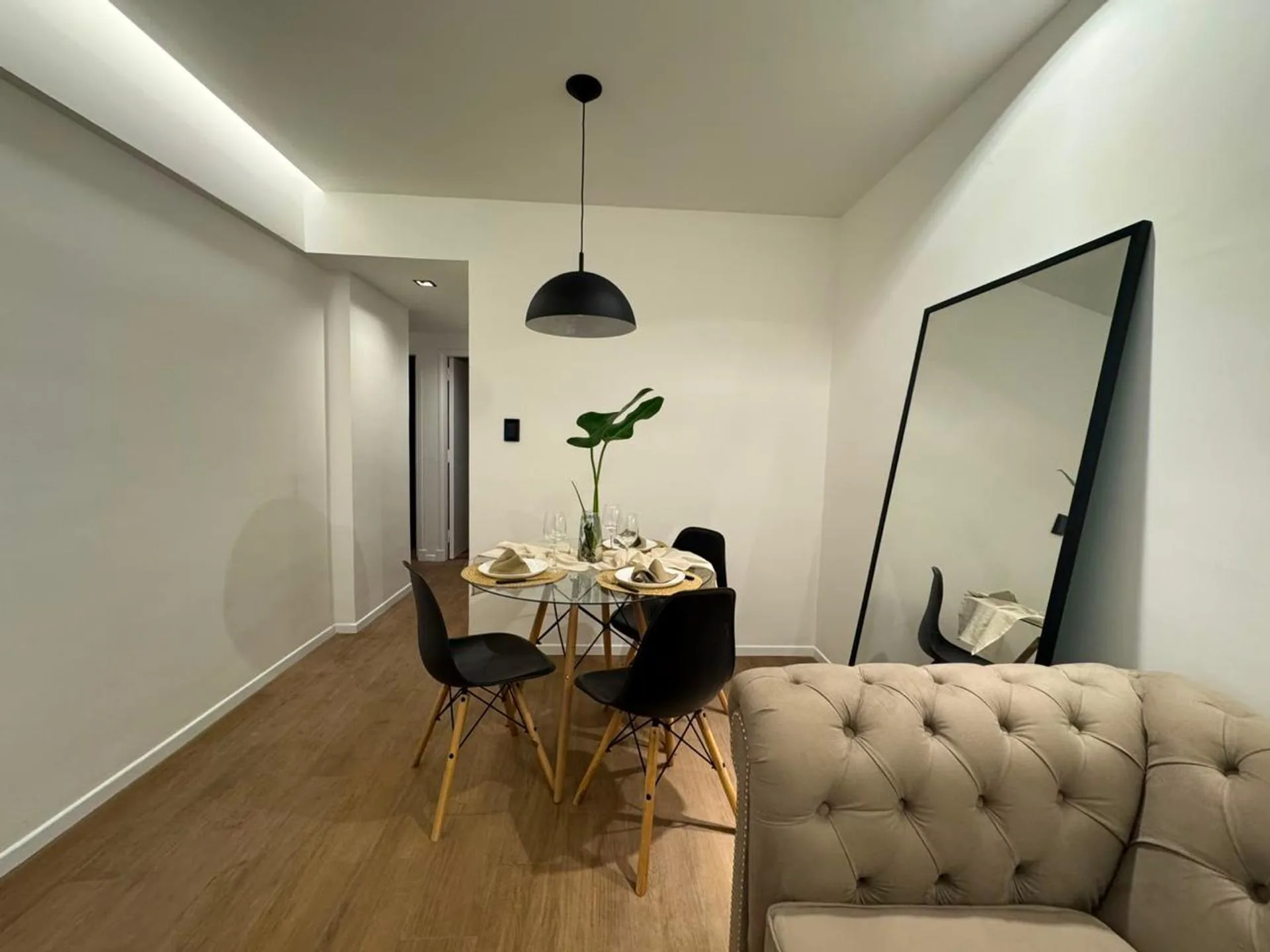VENTA DPTO 2 AMB RECIC. Y AMOB C/ BALCON P. COLON foto 3