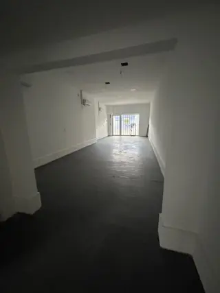 ALQUILER DE LOCAL DE 67m² EN PILAR CENTRO foto 2
