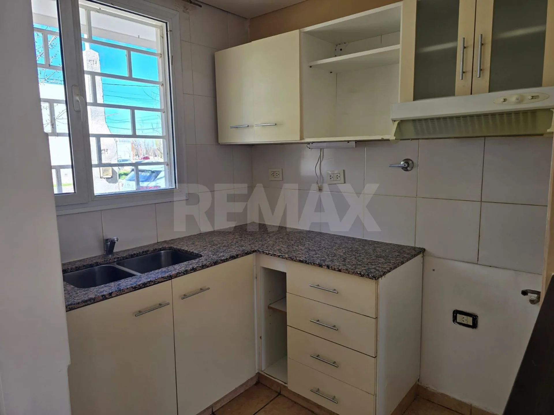 ALQUILER DUPLEX 2 DORMITORIOS TERRA DE ORO foto 4