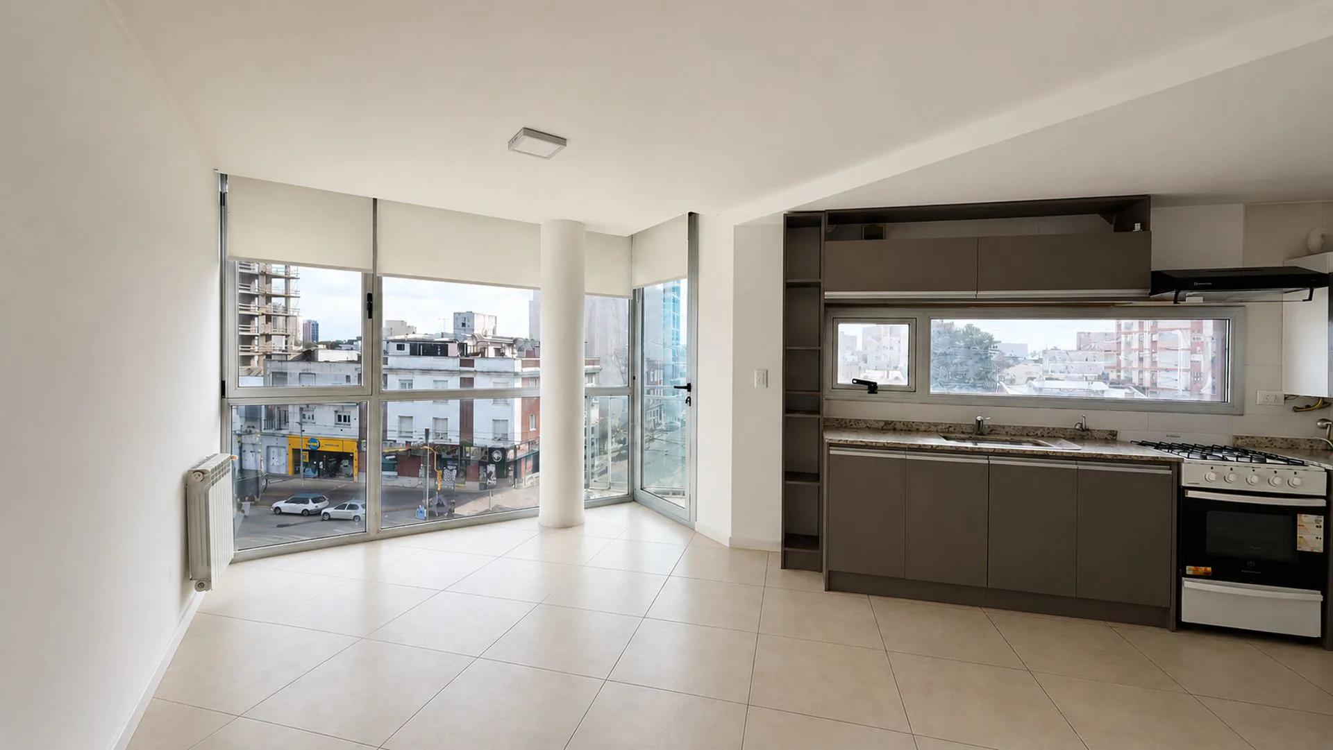 VENTA Depto 2 amb c/Cochera Plaza Mitre