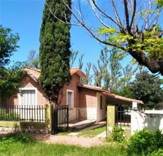 VENDO CASA ANISACATE - CON ESCRITURA - 1100 m2 TERRENO foto 1