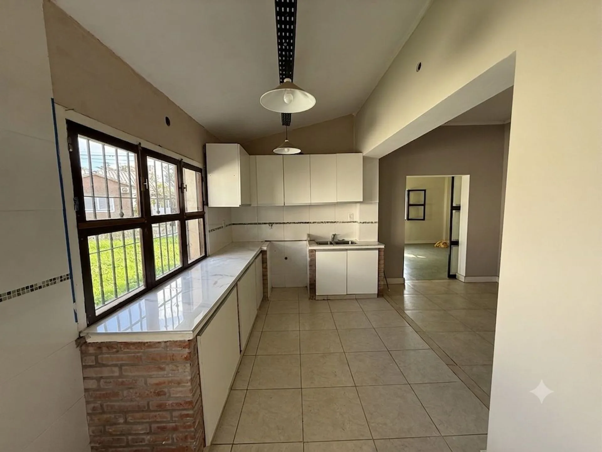 VENTA DE CASA 3 DORMITORIOS SAN NICOLAS DE LOS ARR foto 5
