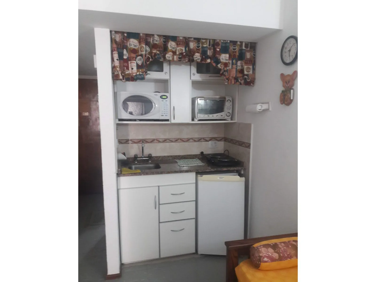 Bright Studio with Ocean View in Miramar, Playa I Building – photo 6 of 12