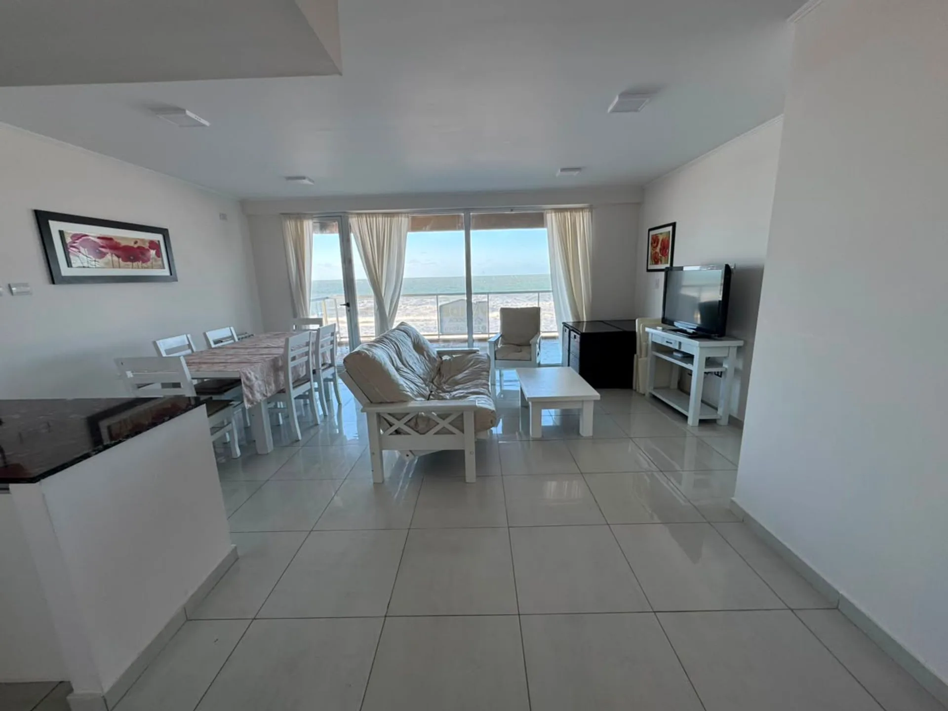 VENTA SEMIPISO FRENTE AL MAR C/COCHERA Y FINANCIAC foto 2