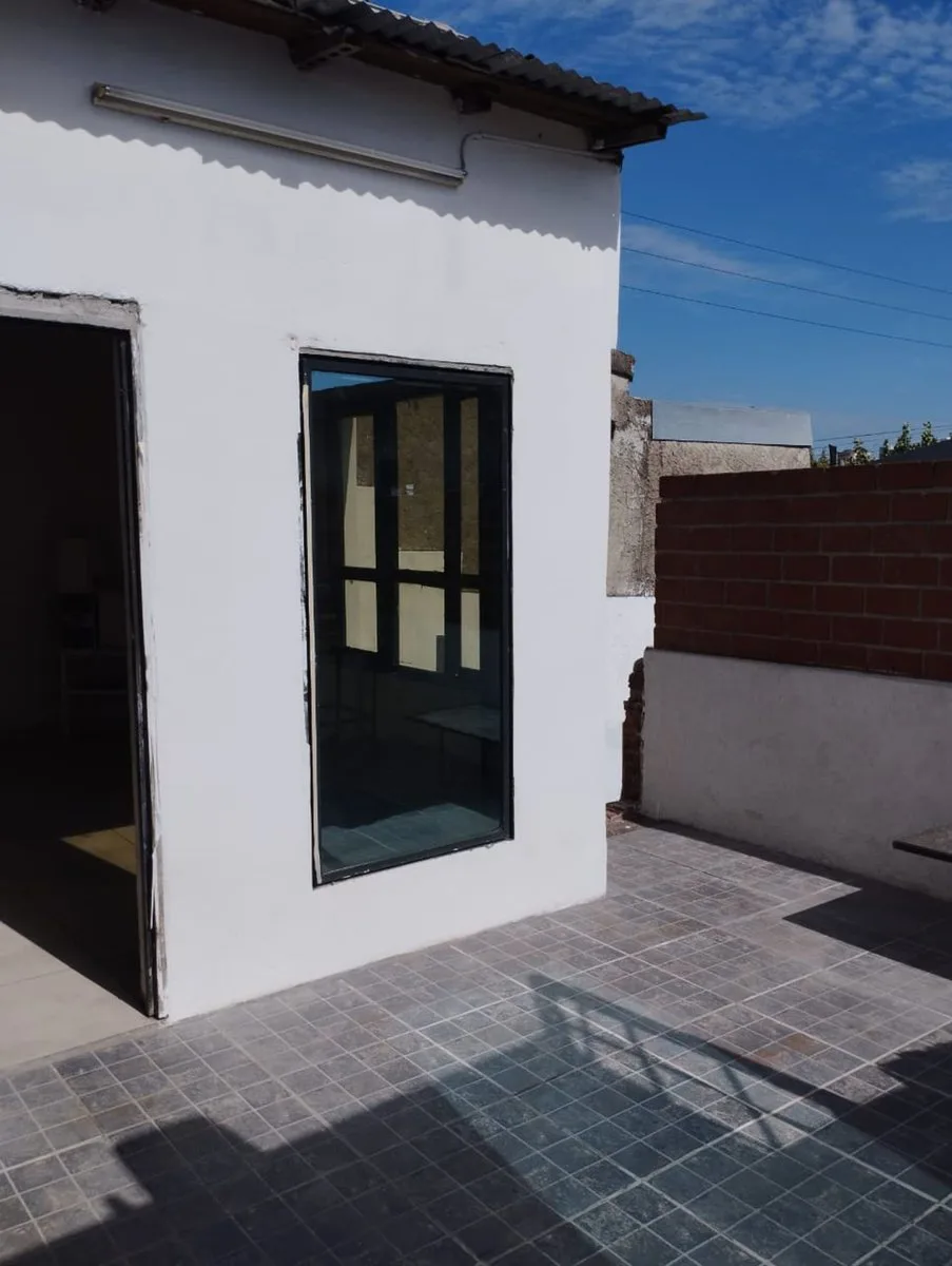 VENTA PH 2 AMB PB PATIO Y MONOAMBIENTE RAMOS MEJIA foto 2