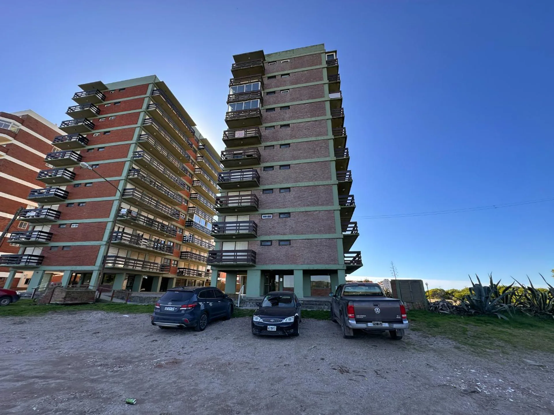 VENTA DEPARTAMENTO 3 AMBIENTES PINAMAR FRENTE MAR foto 2