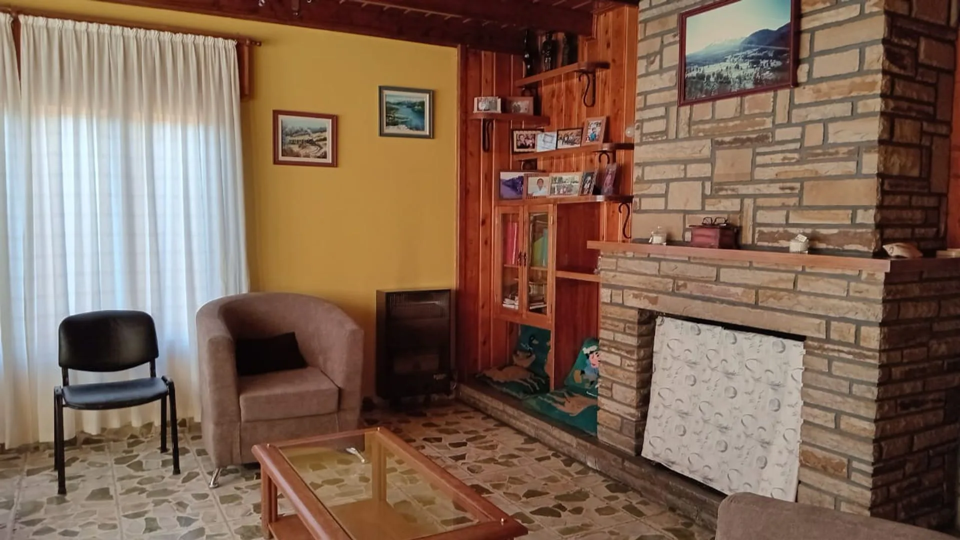 Hostería en Esquel + Casa + Departamento. foto 5