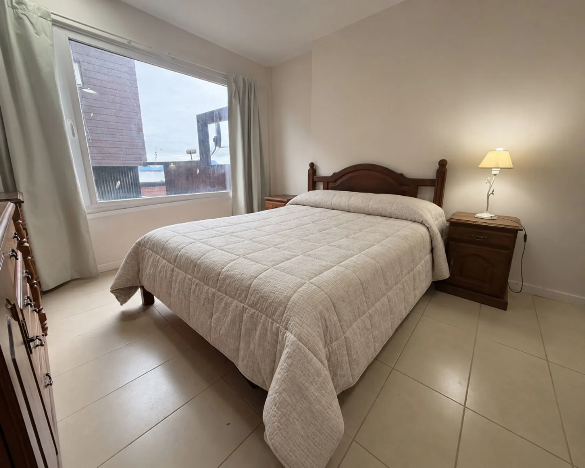 VENTA DE DEPARTAMENTO 1 DORM ALTOS DE OSHOVIA foto 3