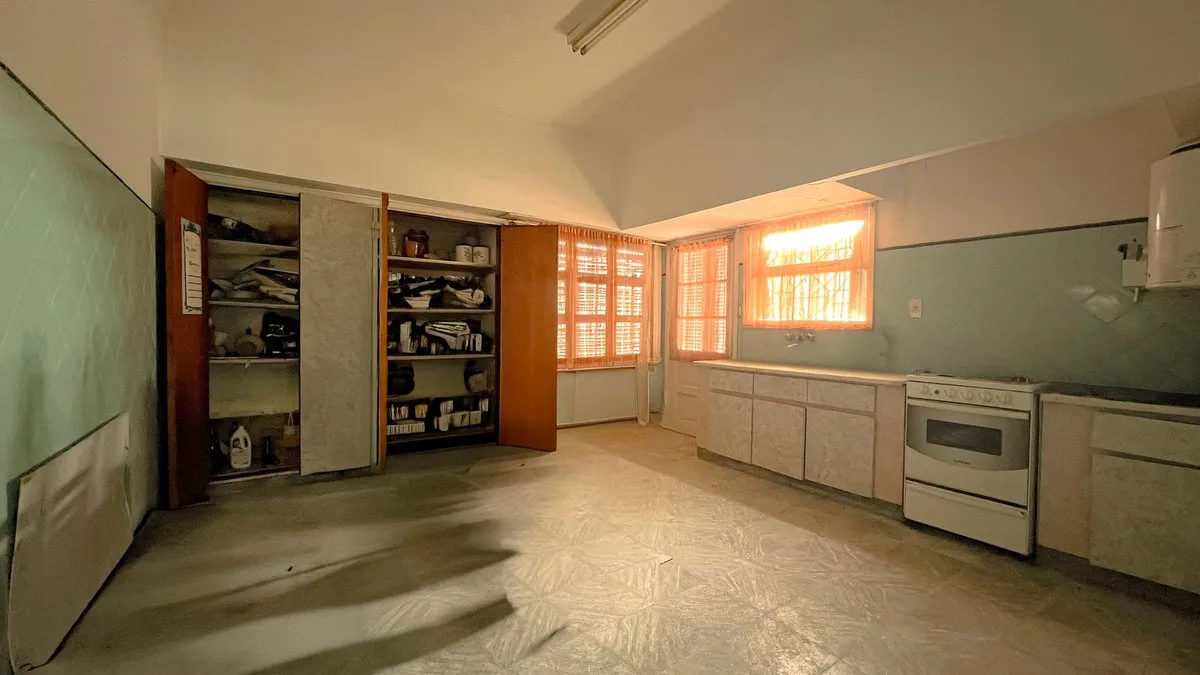 VENTA depto 3 amb mas Local Barrio Estacion Norte foto 5