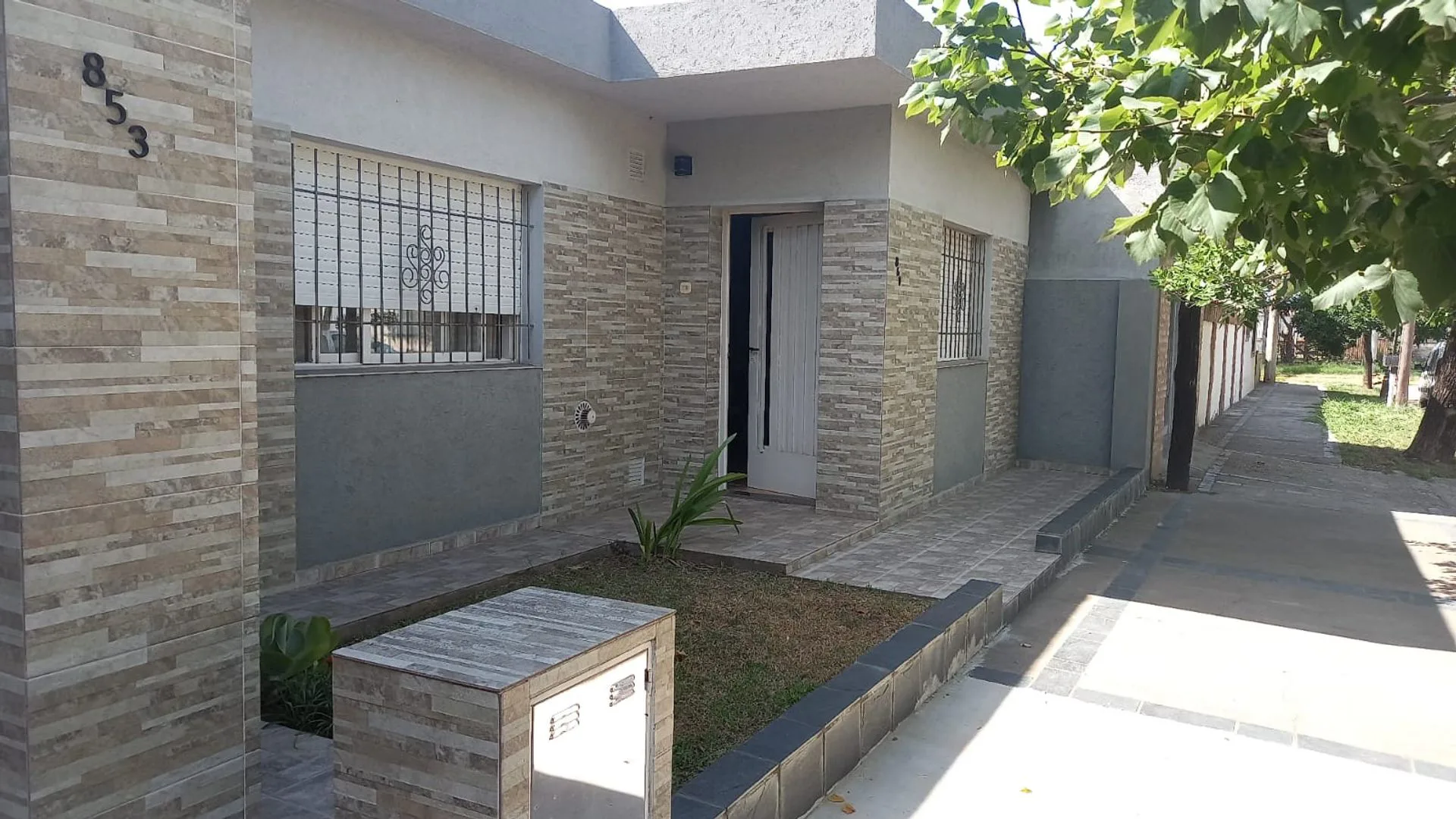 VENTA CASA | 3 DORMITORIOS | BARRIO SARMIENTO foto 5