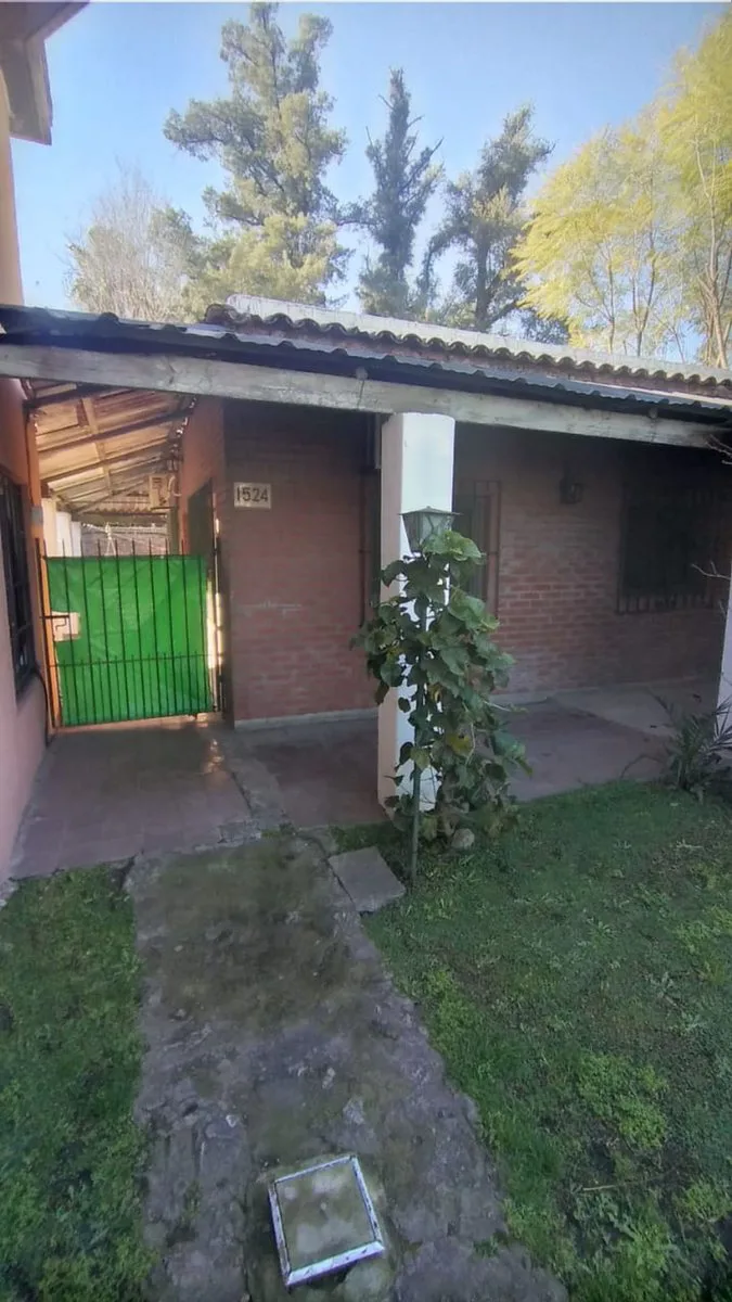 CASA EN VENTA EN ITUZAINGO foto 3