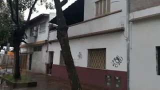 CASA A REFACCIONAR 4 AMB foto 1