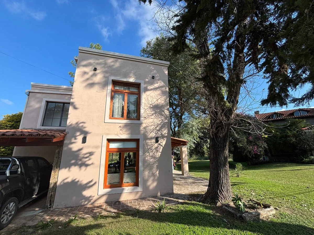 HERMOSA CASA MODERNA EN COUNTRY UBAJAY foto 5