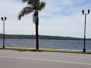 LOCALES EN VENTA - EN PLENA COSTANERA DE VILLA CARLOS PAZ, Gran Vista Al Lago  Unidades Al Pozo foto 4