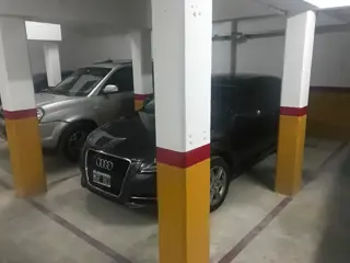 Cochera a estrenar en edificio Laguzzi foto 4