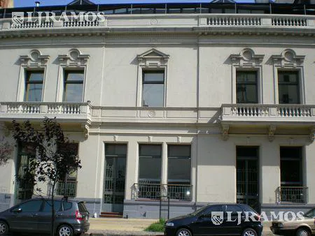 Edificio en alquiler de 966 m2 en San Telmo foto 4