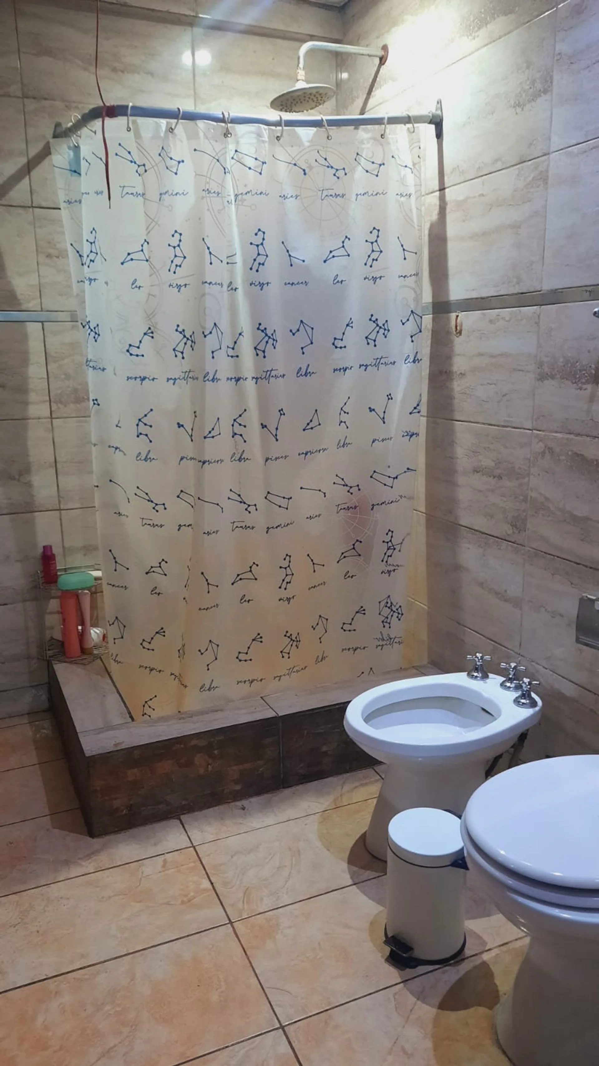 Venta casa 3 ambientes y galpón sobre asfalto foto 5