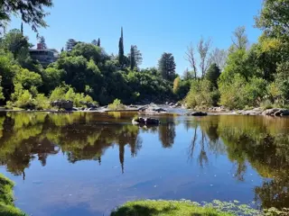 BELLA CASA CON FONDO AL RÍO BALNEARIO EN TALAHUASI, EXCLUSIVO Y CON MUCHO POTENCIAL, Fabulosa foto 1