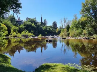 BELLA CASA CON FONDO AL RÍO BALNEARIO EN TALAHUASI, EXCLUSIVO Y CON MUCHO POTENCIAL, Fabulosa foto 4