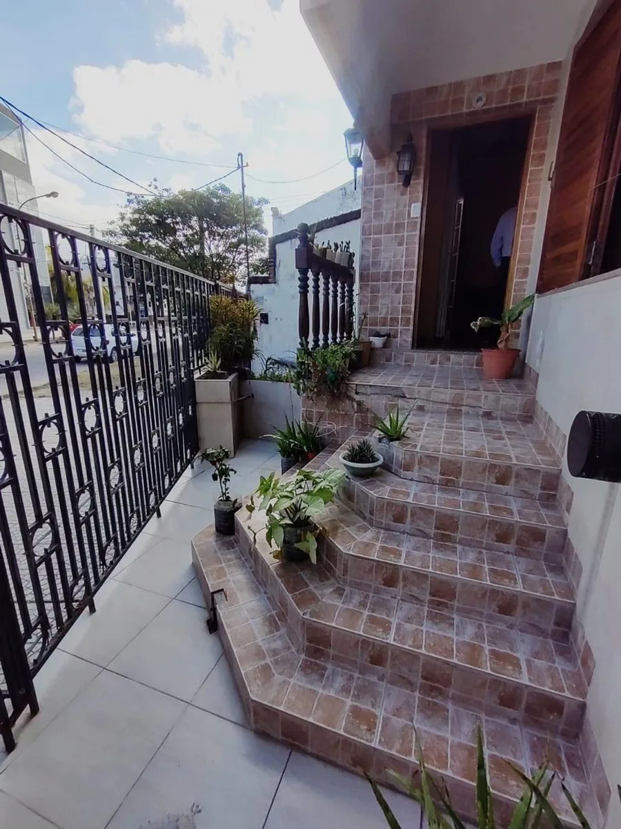 VENTA CASA CENTRICA TERMAS DE RIO HONDO foto 2