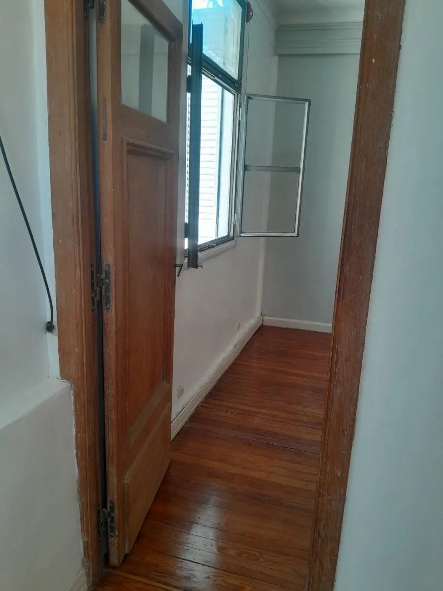 Vende un agradable departamento de 2 ambientes luminoso - Monserrat foto 5