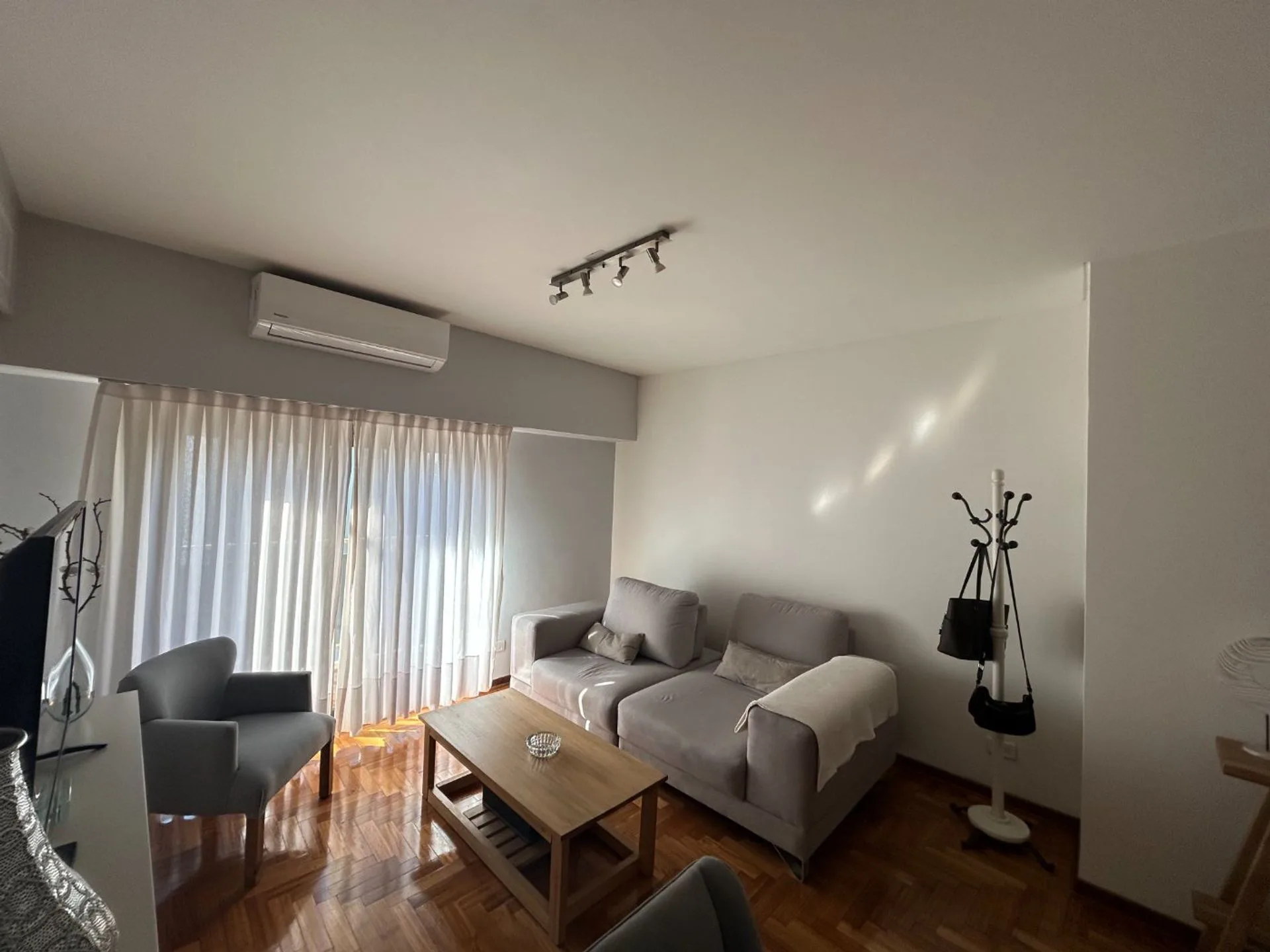 VENTA DPTO 4 AMB CON DEP DEPENDECIA VILLA URQUIZA foto 3
