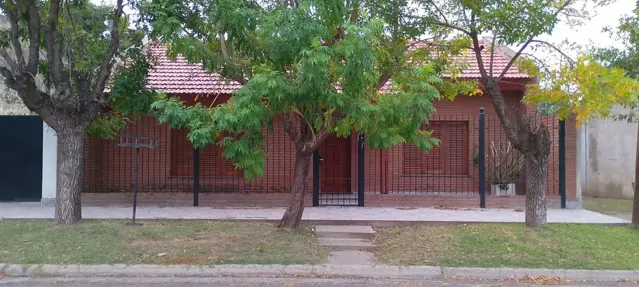 Hermosa casa en San Eduardo