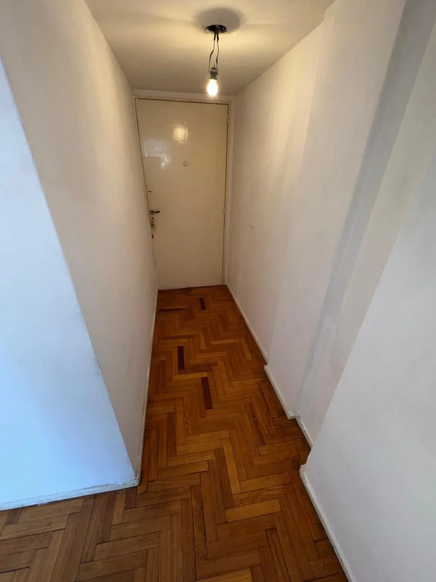 VENTA DOS AMBIENTES CON BALCON EN ALMAGRO LUMINOSO foto 3