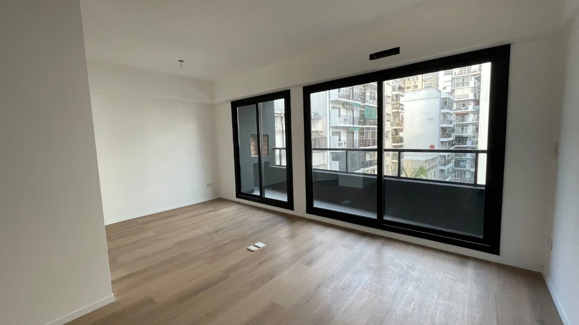 Venta departamento tres ambientes caballito foto 4