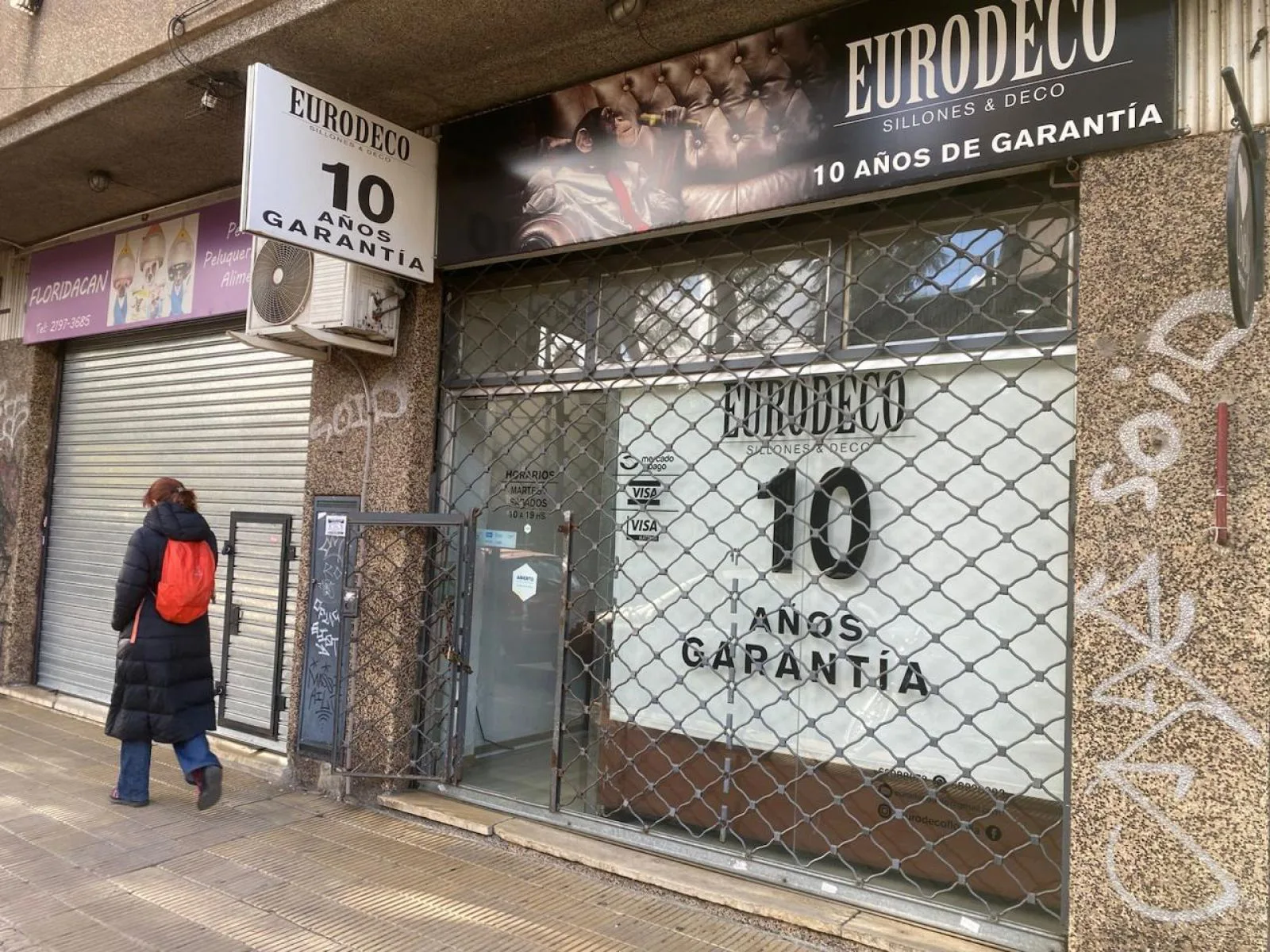CON RENTA Excelente Local en a metros Estación Aristóbulo del valle foto 4