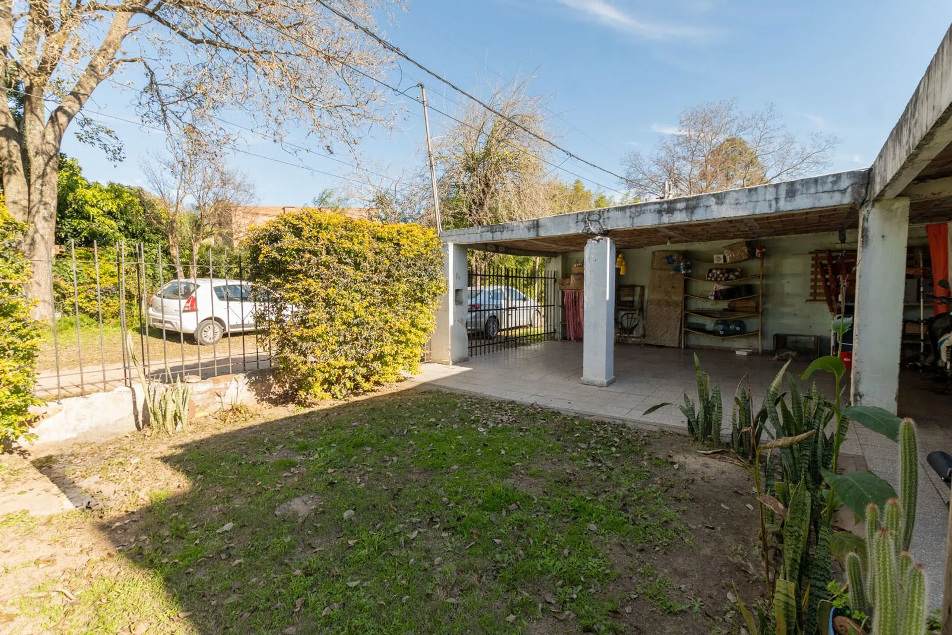 VENTA CASA/QUINTA 2 DORMITORIOS EN COLASTINÉ foto 2
