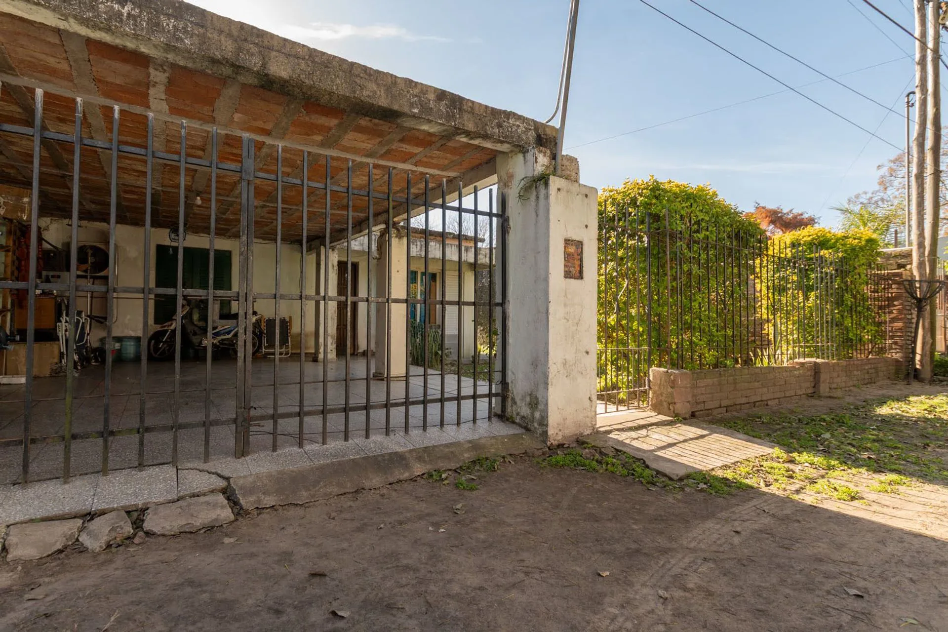VENTA CASA/QUINTA 2 DORMITORIOS EN COLASTINÉ foto 3