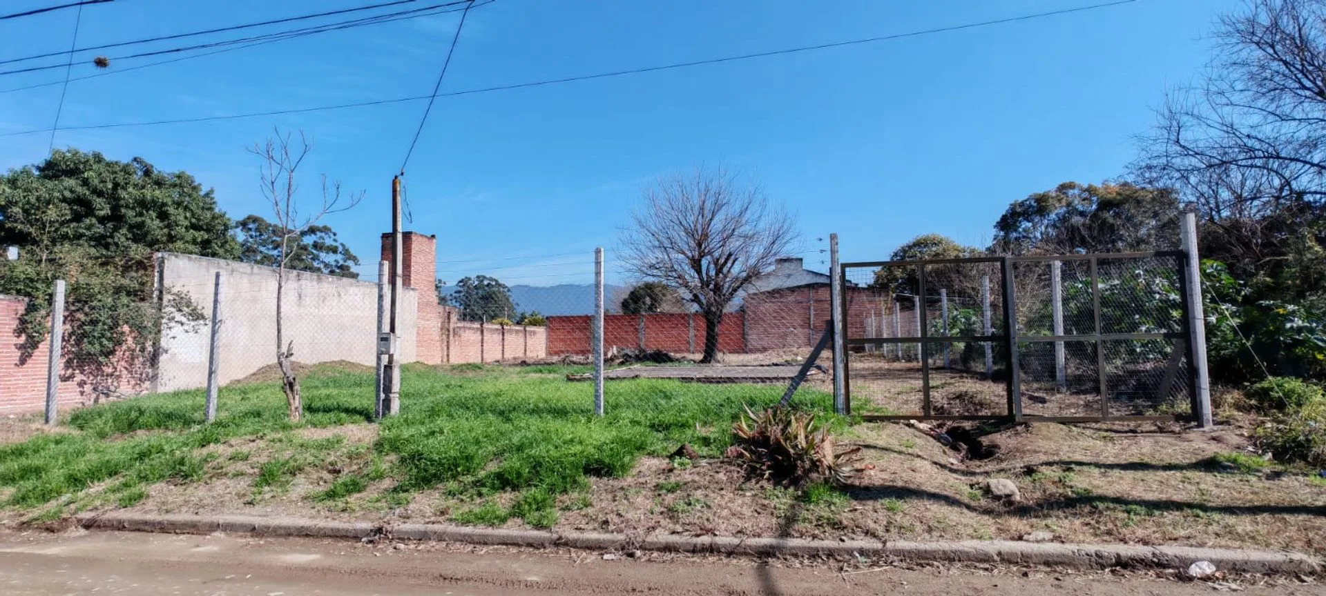 VENTA TERRENO ZONA CAMINO DE SIRGA- YB- 600M2 foto 2