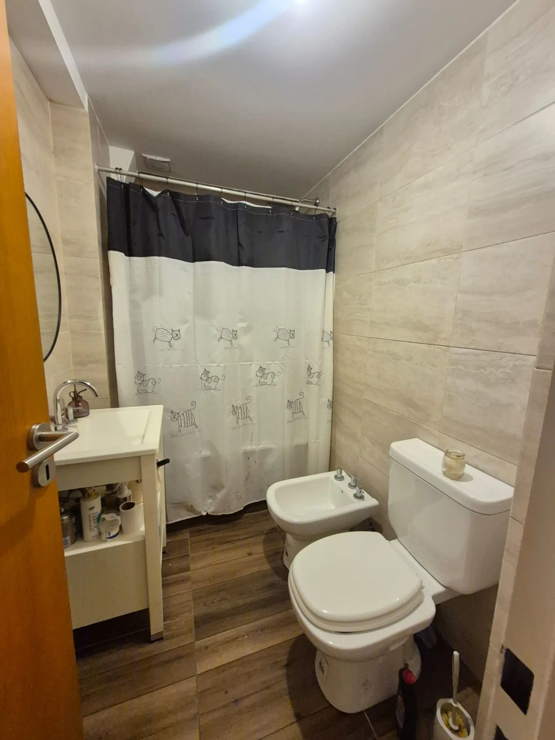 VENTA DEPARTAMENTO MONO AMBIENTE MORON. SEMI NUEVO foto 2