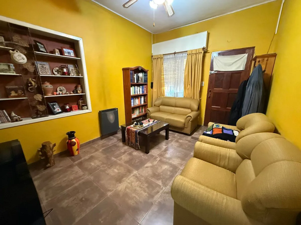 Casa 3 amb en venta con cochera Alejandro Korn