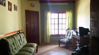 HERMOSA CASA EN VENTA DE 3 DORMITORIOS foto 3