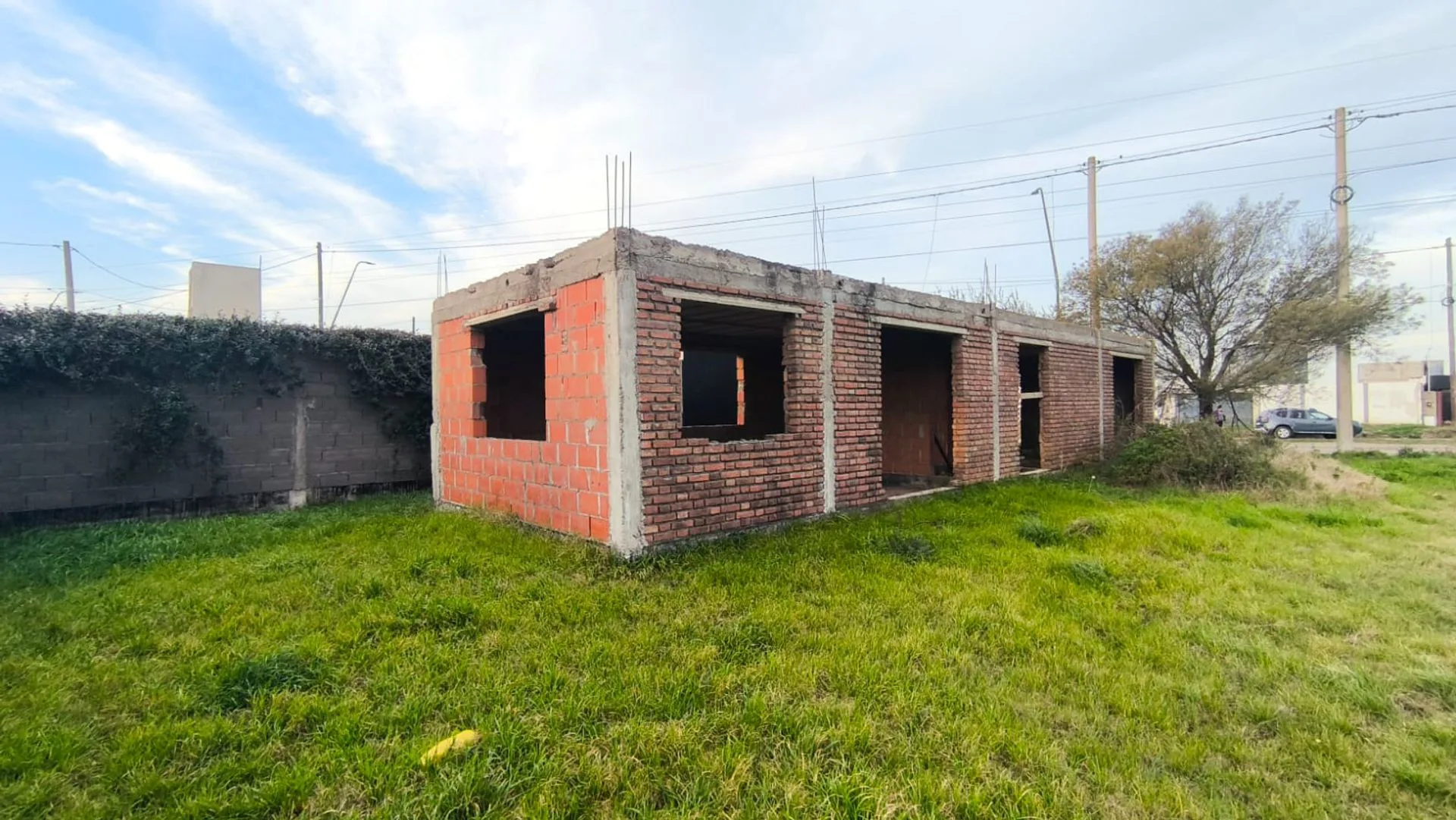 VENTA TERRENO 366mt EN OBRA B°PADRE MUJICA V MARIA foto 3